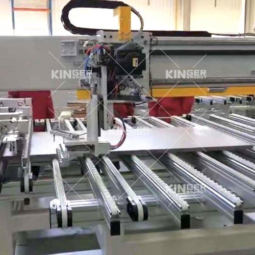 封邊輔助進(jìn)料機(jī)